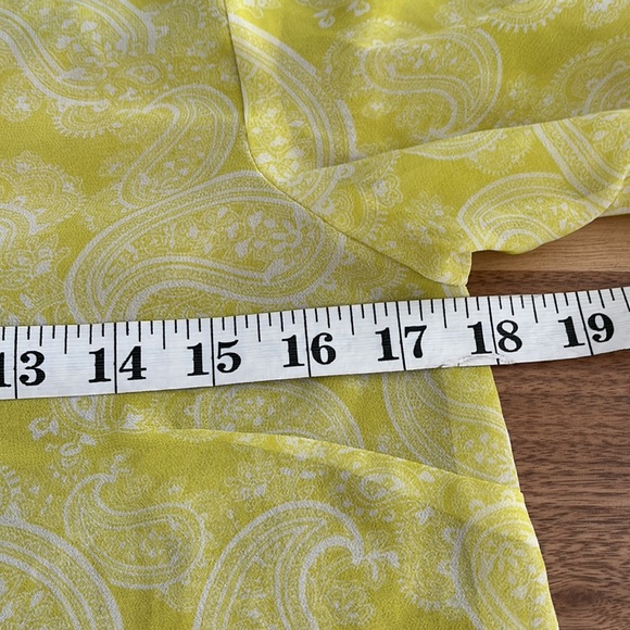 NWOT Ann Taylor Top  / Size XS Excellent Condition - Picture 6 of 9